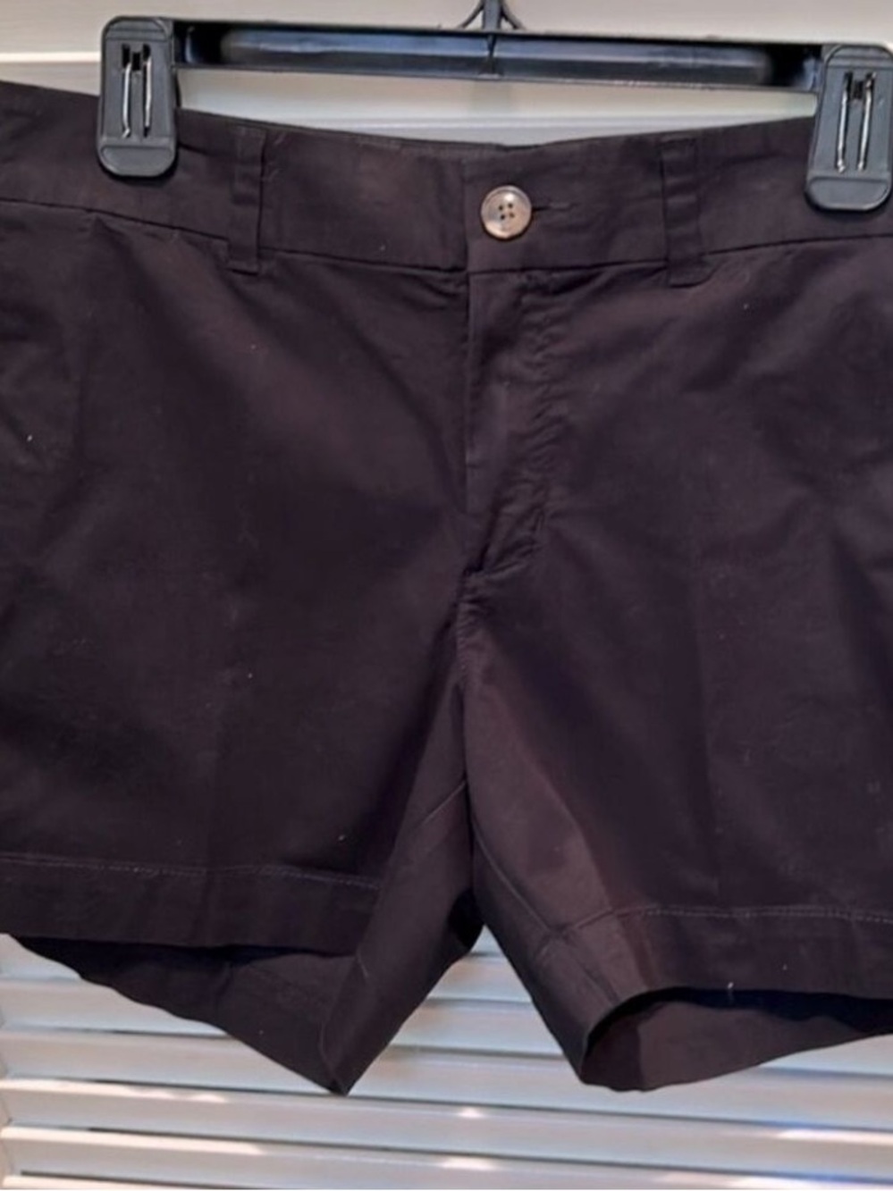 Black Everyday Shorts Pockets 4” Inseam Size 6